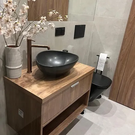 Spv Premium Woloska 3 Warszawa